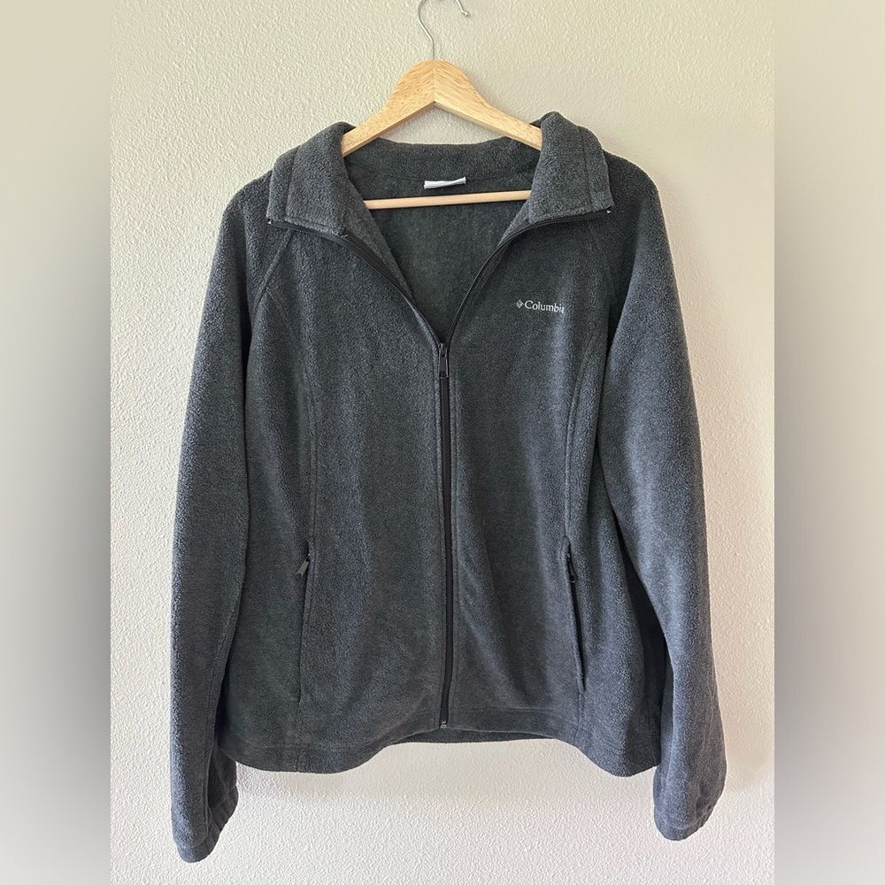 Columbia Women’s Grey Fleece Full Zip Jacket Size XL